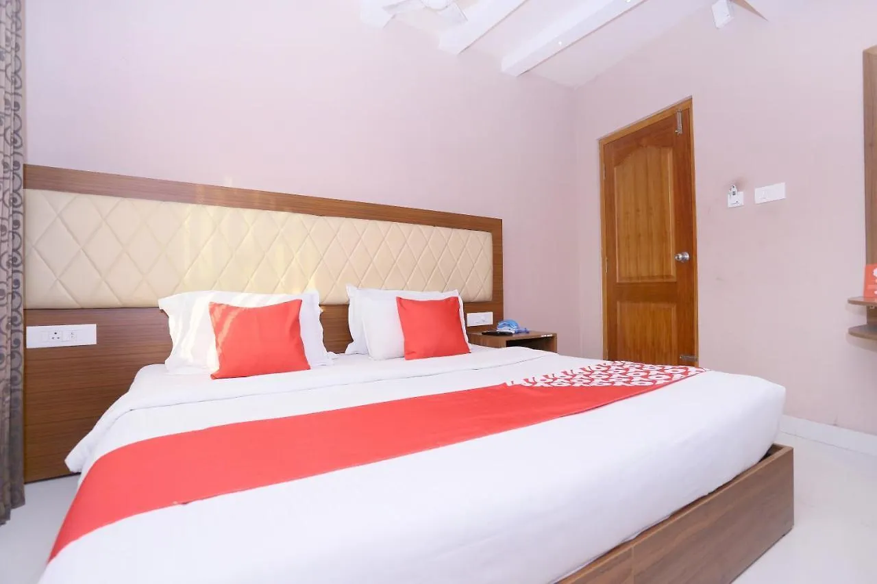 Oyo Flagship 25093 Hotel Thamam Kochi