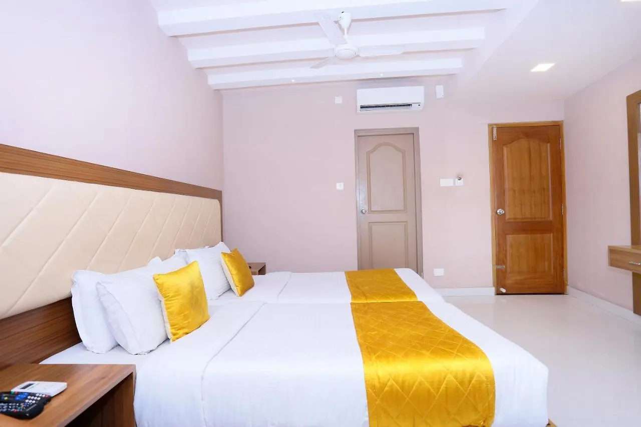 Oyo Flagship 25093 Hotel Thamam Kochi